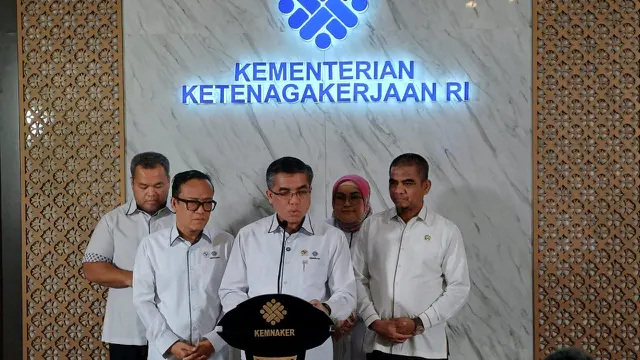 Menaker ungkap 42.385 orang kena PHK sepanjang 2025, melonjak 32 persen