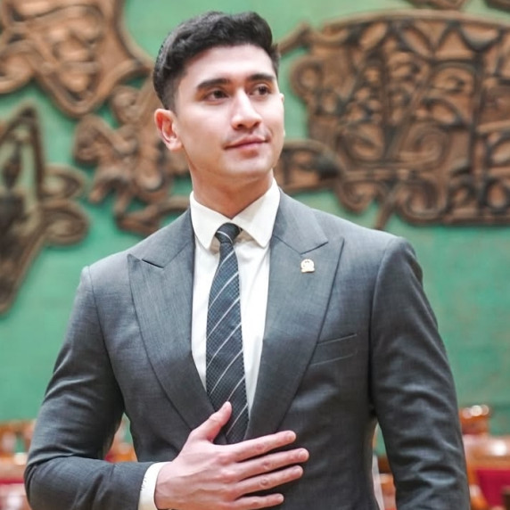 Kerap dicibir, Verrell Bramasta bagikan hasil kinerja selama 8 bulan menjabat sebagai anggota DPR RI