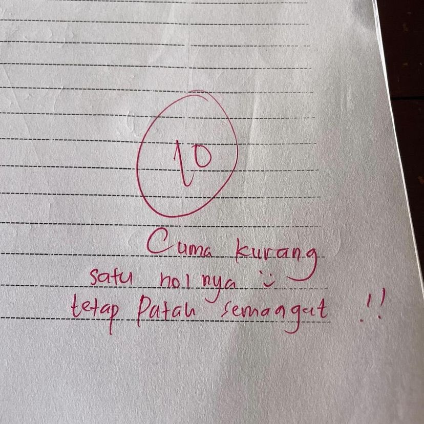 Begini kalau Gen Z jadi guru, 11 catatan nilai di lembar jawaban ujian ini bikin murid senyum kecut