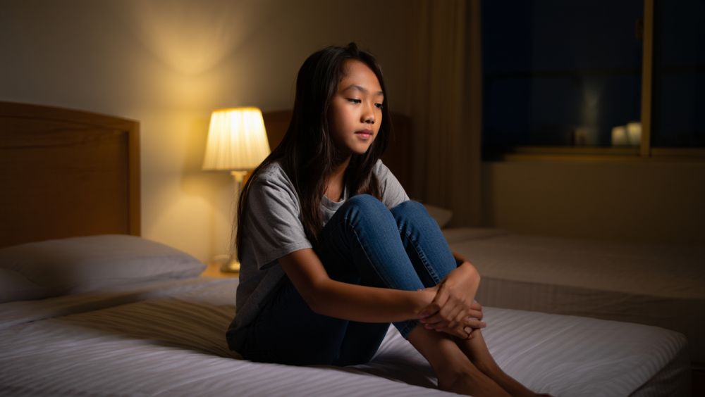 100 Kata-kata galau malam hari paling menyentuh 2025, relate banget dengan apa yang kamu rasakan