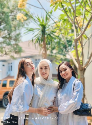 Seleb 80-an ini eks kiper Timnas sepakbola putri, 9 potretnya kini eksis jadi pesinetron di usia 65