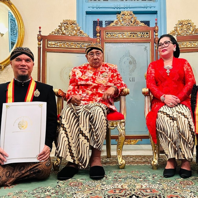 9 Potret Ahmad Dhani dapat gelar bangsawan dari Keraton Solo, gelarnya Kanjeng Pangeran