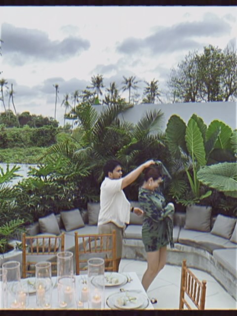 9 Potret Aaliyah Massaid dan Thariq Halilintar rayakan satu tahun pernikahan, dapat kado mewah