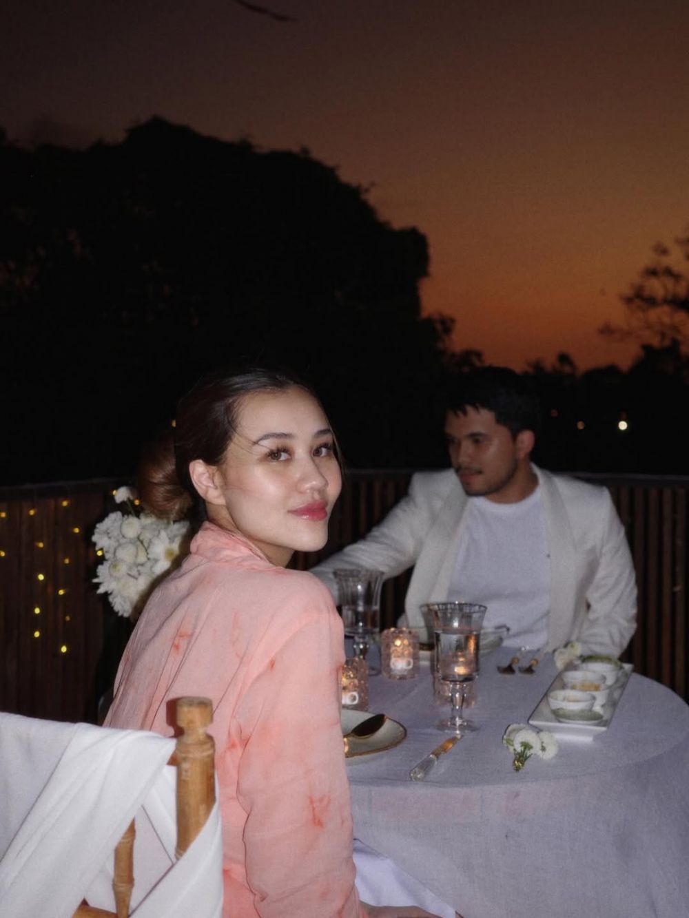 9 Potret Aaliyah Massaid dan Thariq Halilintar rayakan satu tahun pernikahan, dapat kado mewah