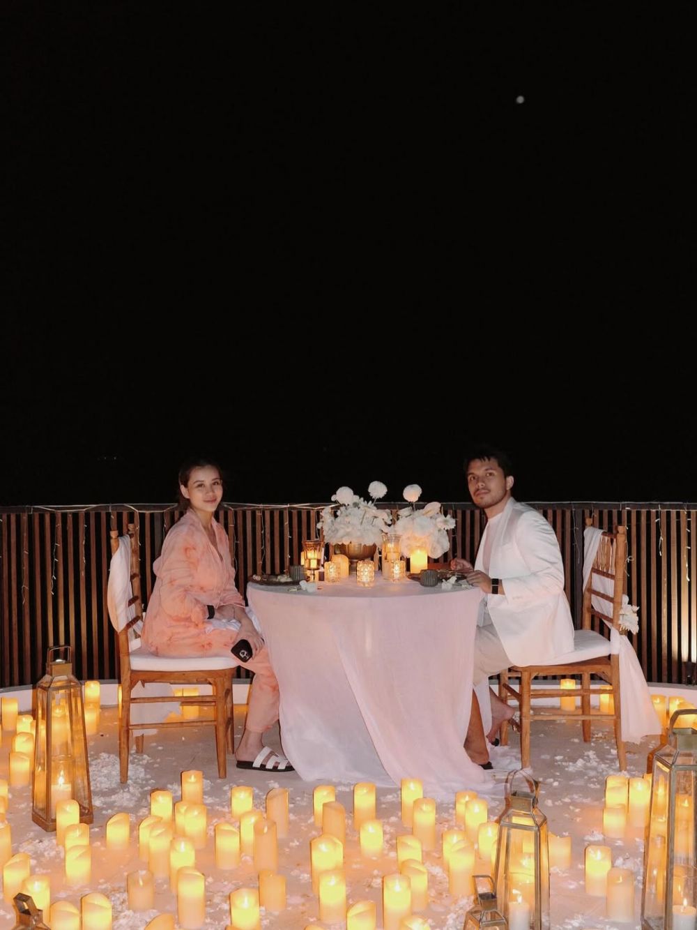 9 Potret Aaliyah Massaid dan Thariq Halilintar rayakan satu tahun pernikahan, dapat kado mewah