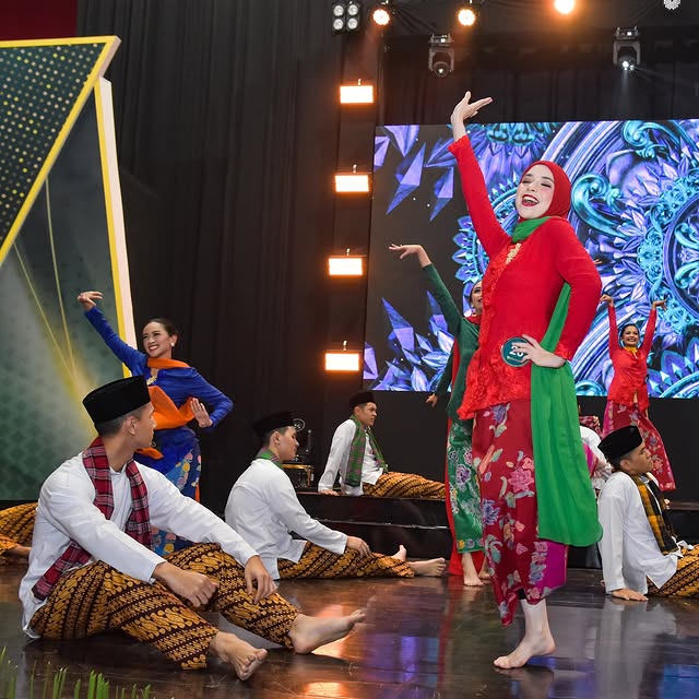 Ikuti jejak sang ibu, 9 potret Isabel Azhari anak Ayu Azhari menang None Jakarta Selatan 2025