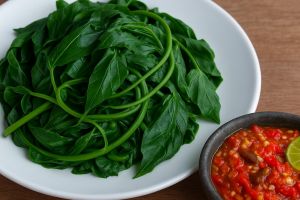 Bosan ditumis? Ini 4 resep olahan daun ubi jalar dari gulai creamy sampai lalapan cocol sambal terasi