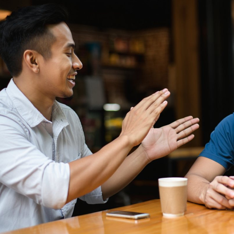 100 Kata-kata menyemangati teman paling kocak 2025, bikin ketawa dan semangat lagi