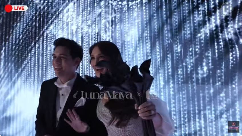 9 Momen resepsi pernikahan Luna Maya dan Maxime Bouttier di Jakarta, dimeriahkan Sheila On 7