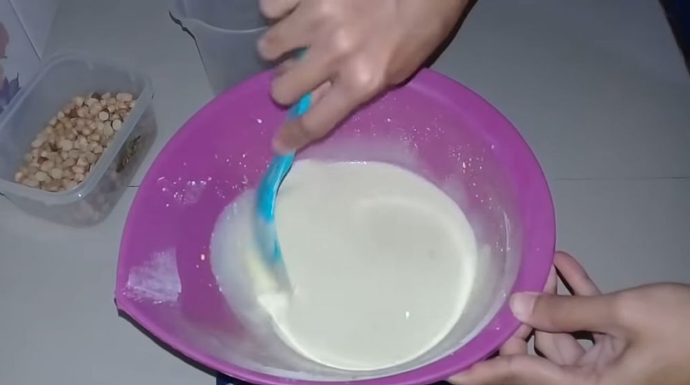 Rahasia rempeyek renyah anti gagal: Cuma pakai 1 tepung, dijamin nggak keras & berminyak