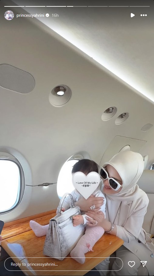 9 Momen Syahrini dan Reino Barack pulang ke Indonesia usai punya anak, naik jet pribadi dan dikawal