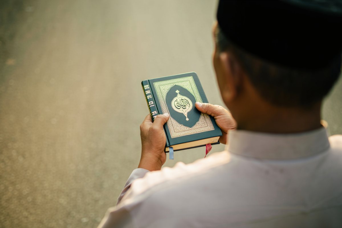 100 Kata-kata inspiratif dari tokoh Islam terkenal yang menyentuh hati