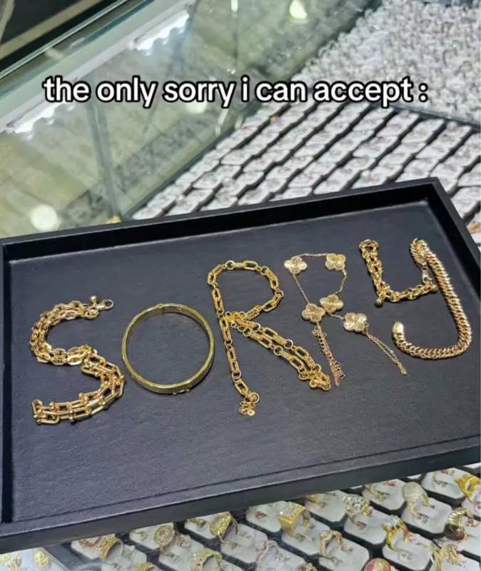 Bukan cuma minta maaf, 7 meme lucu ini bikin ngakak sekaligus baper abis buat Gen Z