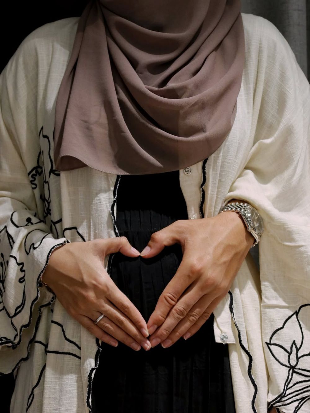 9 Momen Adiba Khanza dan Egy Maulana umumkan kehamilan anak pertama, sudah pamer baby bump