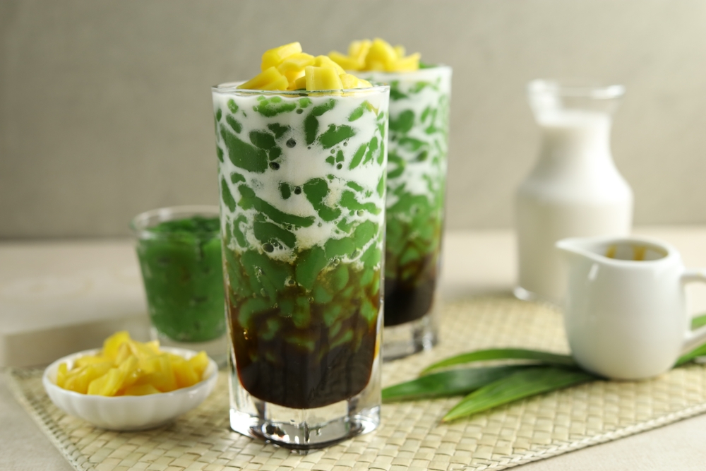 5 Resep minuman es khas Nusantara untuk acara spesial, tamu dijamin suka