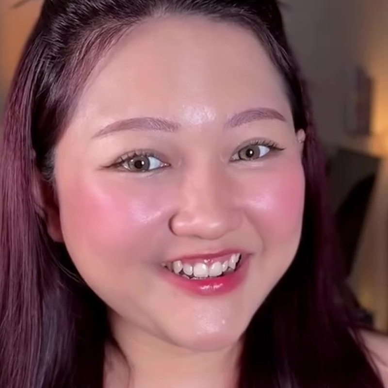 Jangan dihapus, ini trik mengatasi blush on yang warnanya terlalu pink agar lebih netral dan natural