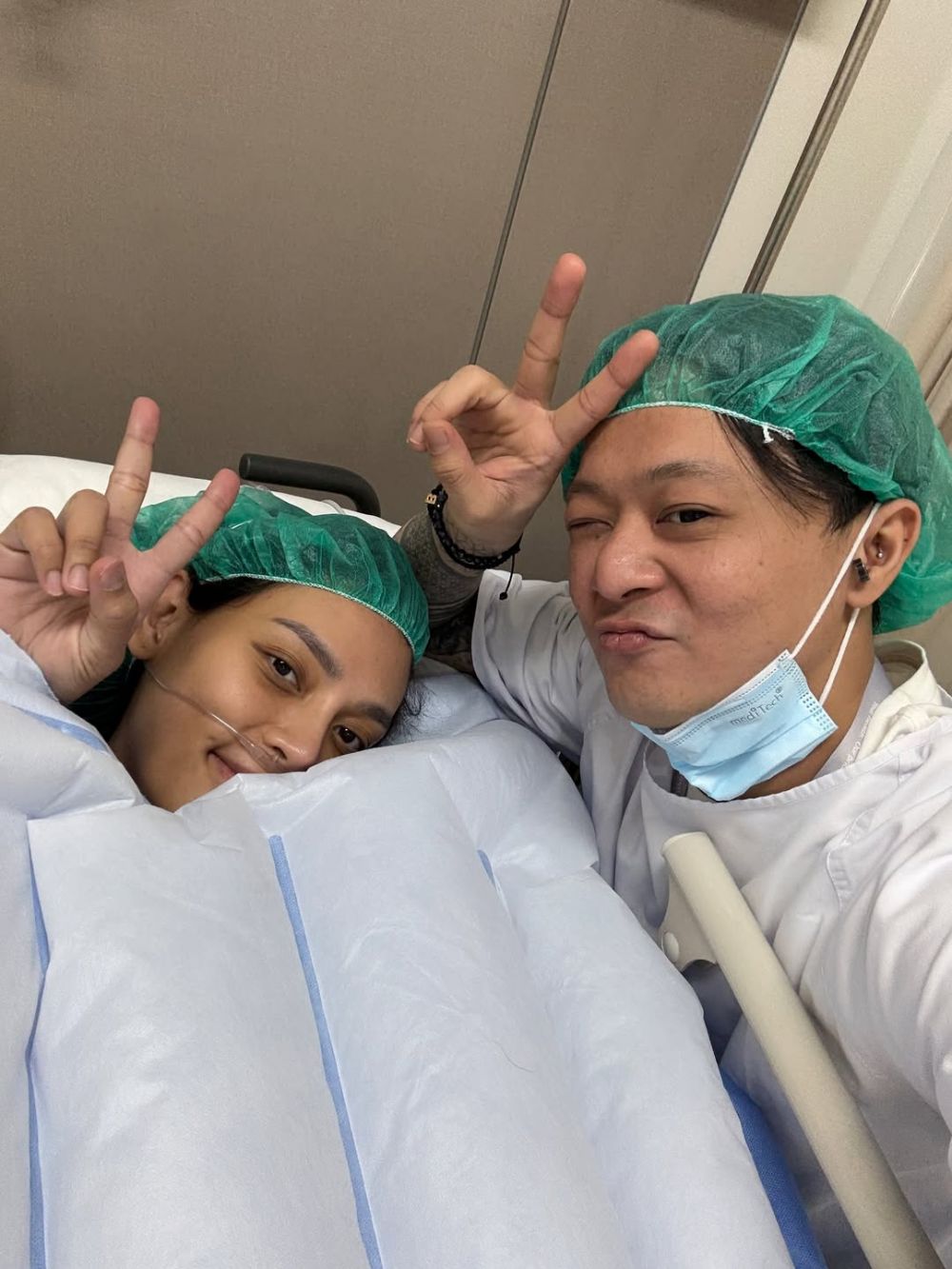 Denny Sumargo jenguk Erika Carlina, bantah ingin pertemukan DJ Panda dengan anak kandungnya