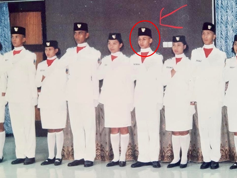 Tak cuma jago menghibur, potret lawas 7 seleb pria saat jadi Paskibra ini bikin bangga, sosoknya gagah
