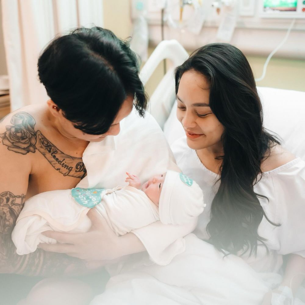 DJ Panda ditemani ayah sengaja jenguk Erika Carlina dan bayi, namun ditolak, ngaku tak patah semangat