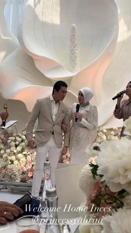 11 Potret syukuran privat ultah Syahrini ke-45 ini mewah bak pesta pernikahan, tamunya bertabur diva