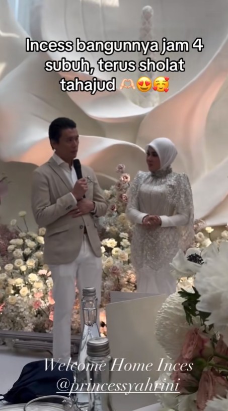 Reino Barack puji rutinitas pagi Syahrini selama jadi ibu, bangun dini hari demi salat tahajud