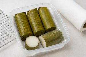 Cara menyimpan lontong daun pisang agar awet dan tidak berlendir