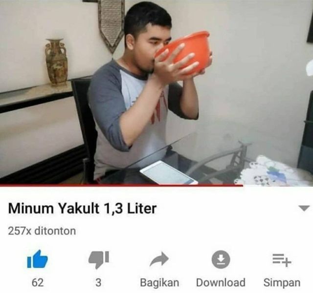 11 Konten YouTube paling gabut ini absurdnya maksimal, nontonnya bikin senyum-senyum sendiri