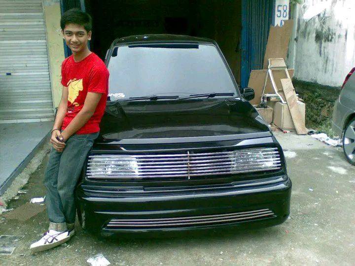 Gaya polosnya bikin salah fokus, begini 9 potret lawas Teuku Ryan sebelum glow up