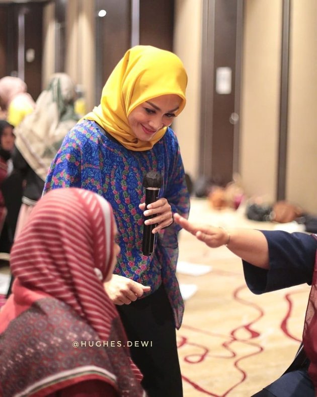  Pemeran ibu guru di Petualangan Sherina ini kini jadi motivator kesehatan, ini 11 potret terbarunya