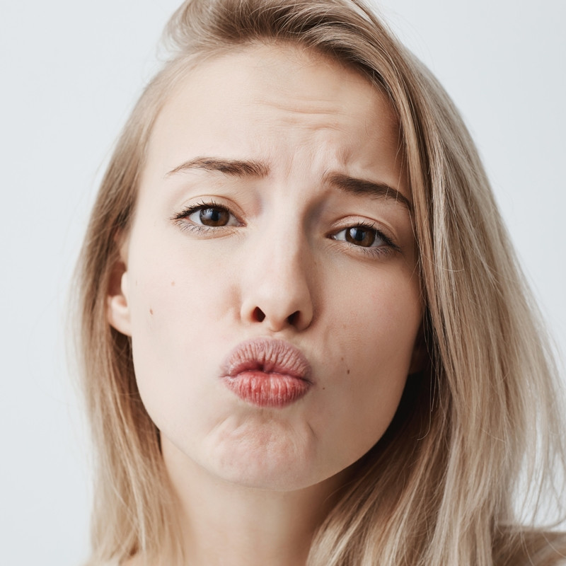 Stop pakai lip care mahal! Ini cara baru bikin bibir gelap jadi cerah alami cuma dengan 3 bahan dapur