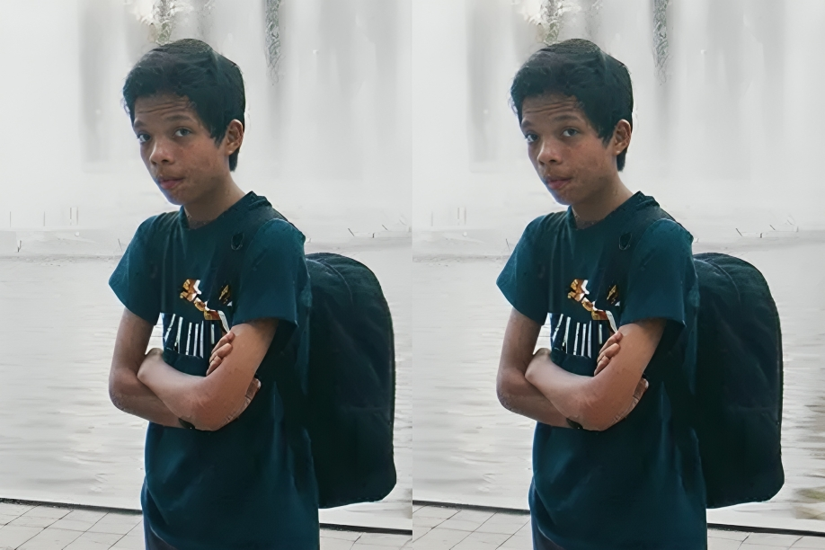 Mantan penjaga konter ini sukses bangun rumah Rp25 M, 11 potret rooftop huniannya unik ala rumah makan