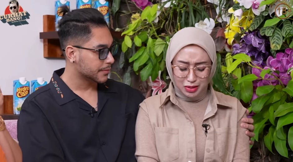 7 Pengakuan Reza Gladys tak malu ibunya sakit jiwa, bangga dengan perjuangannya jadi single parent