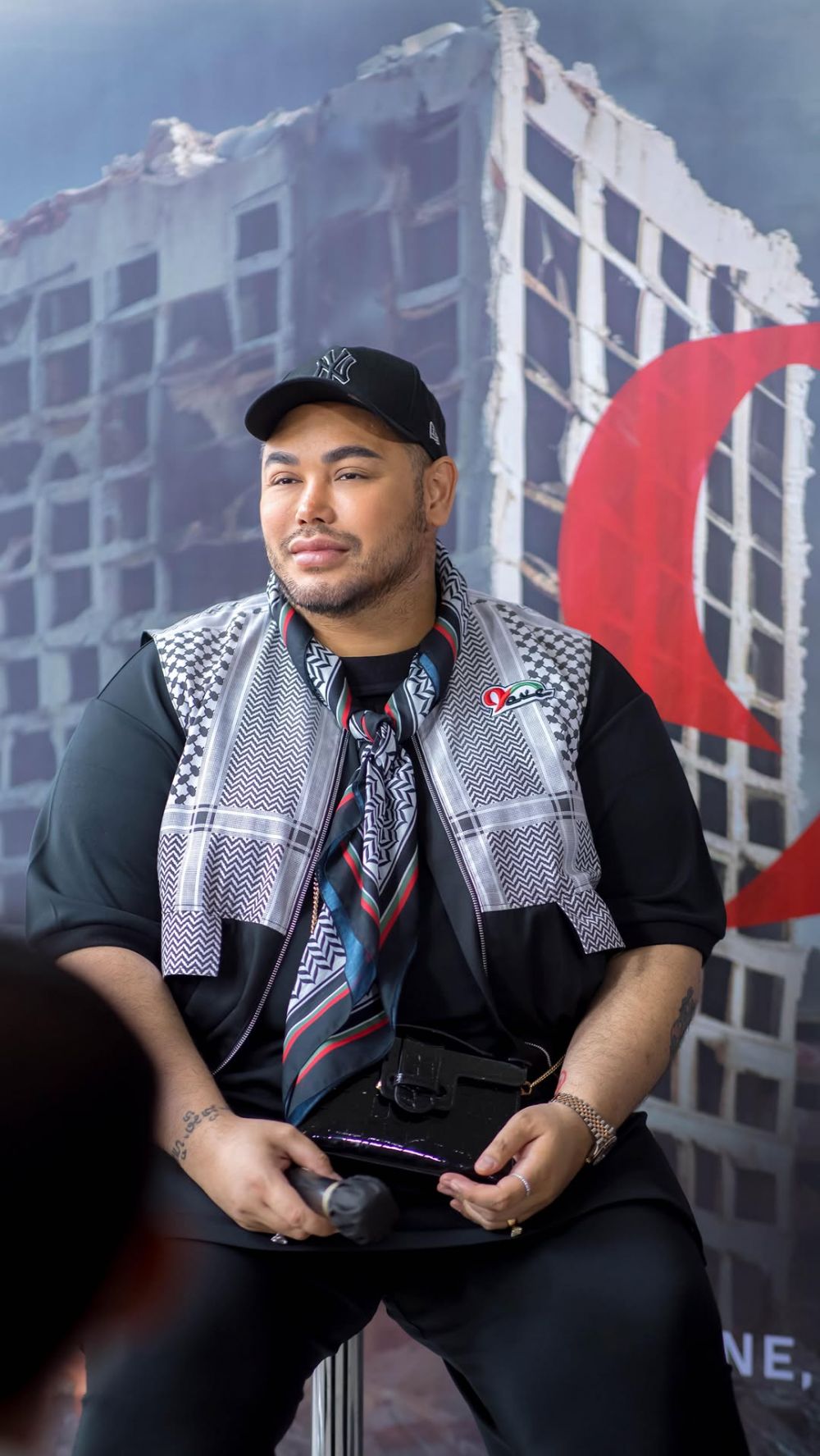 Dermawannya Ivan Gunawan, jual tas Hermes koleksi pribadi Rp1 M demi donasi bangun masjid di Jepang