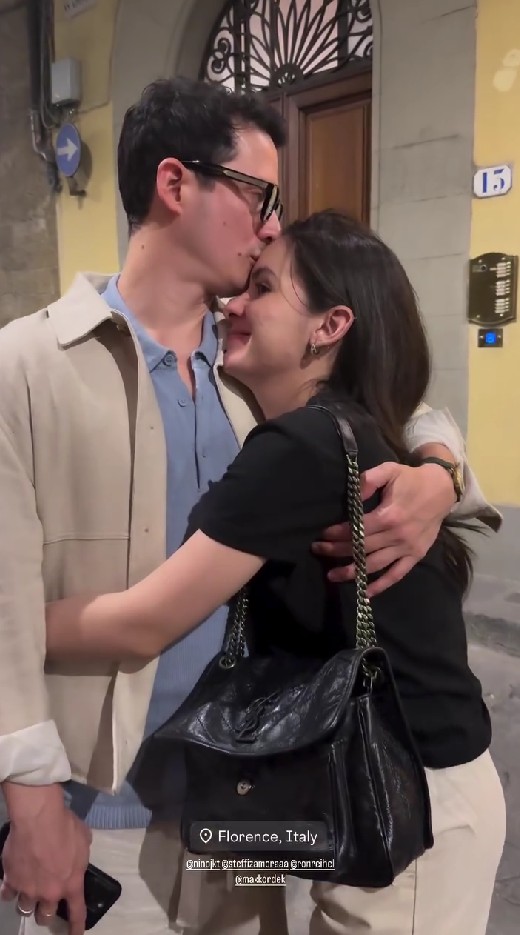 7 Potret Steffi Zamora liburan bareng Nino Fernandez di Italia, kemesraannya bak pengantin baru