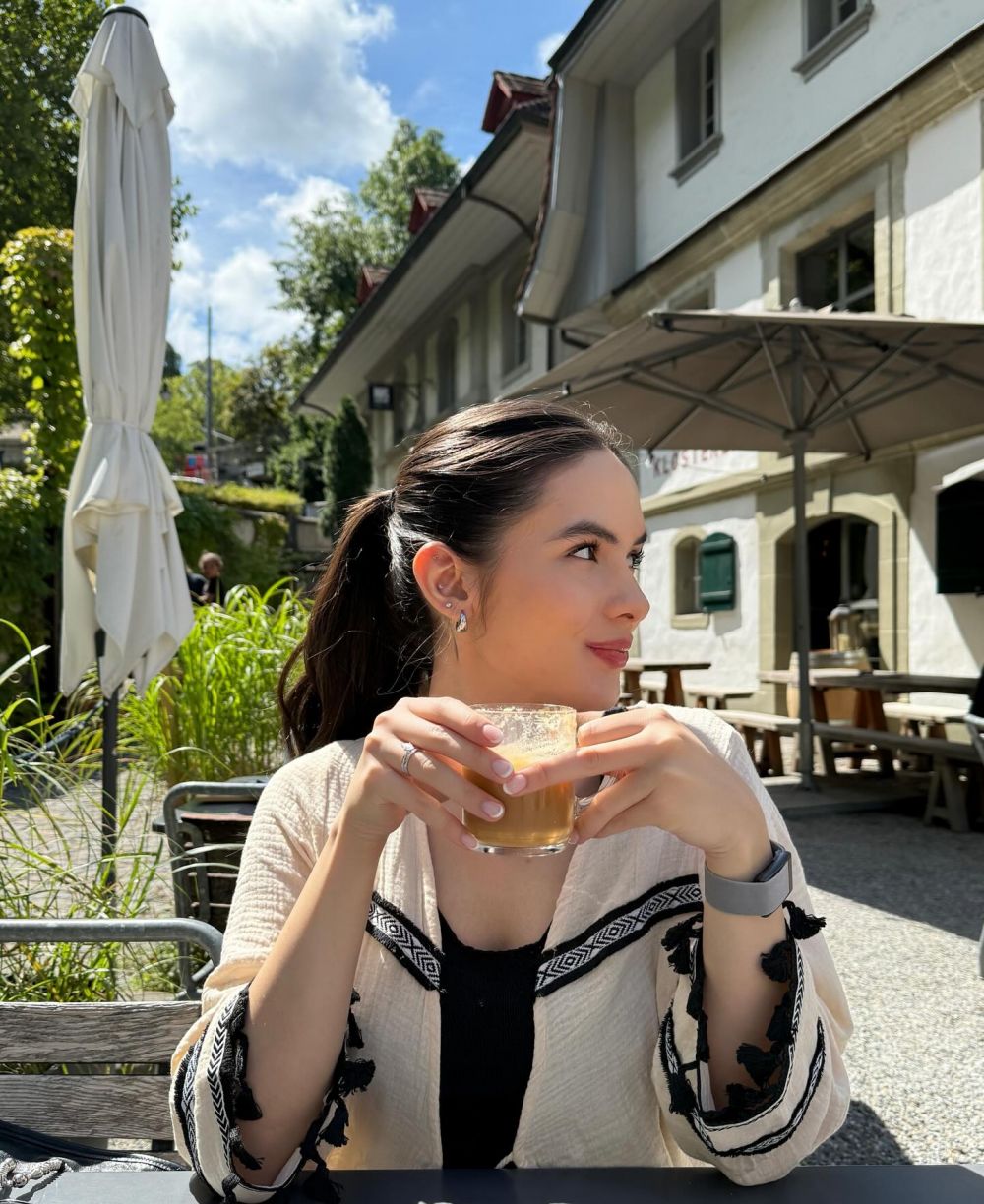 7 Potret Steffi Zamora liburan bareng Nino Fernandez di Italia, kemesraannya bak pengantin baru