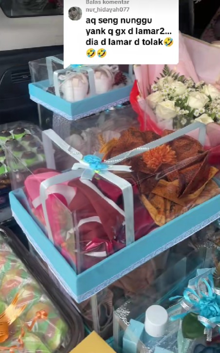 Pria ini niat datang melamar kekasih, berujung penolakan, tapi seserahan tetap diambil keluarga wanita