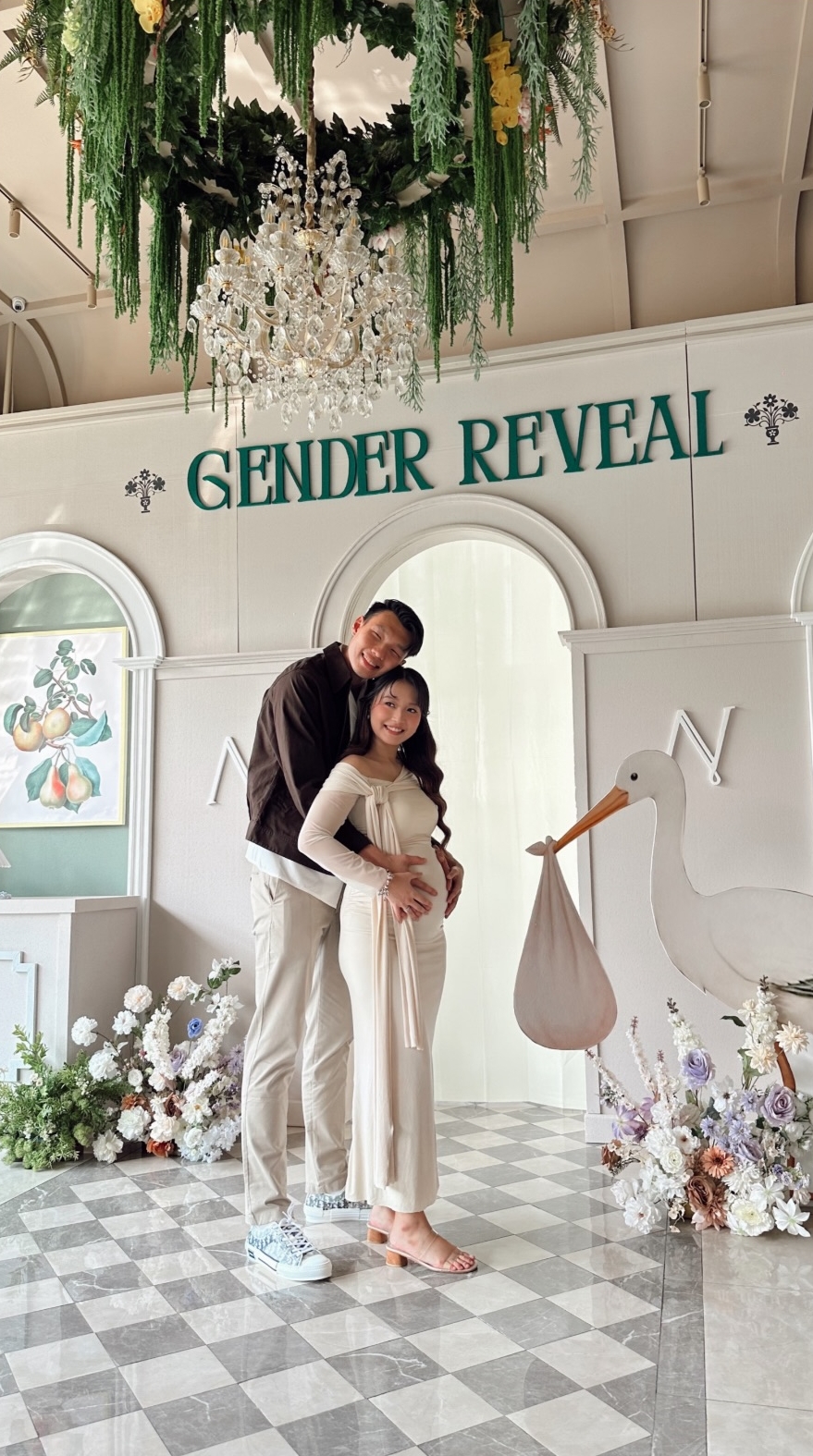 9 Potret meriah gender reveal anak pertama Nita Vior dan Vincent, spill nama calon buah hatinya