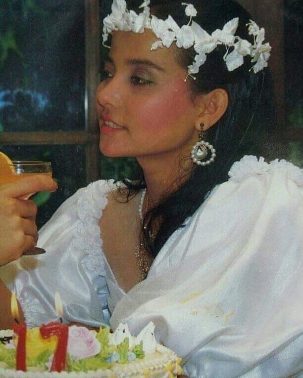 Aktris populer era 80-an kini sudah jadi istri eks pejabat terkaya di Malaysia, ini 9 potret lawasnya