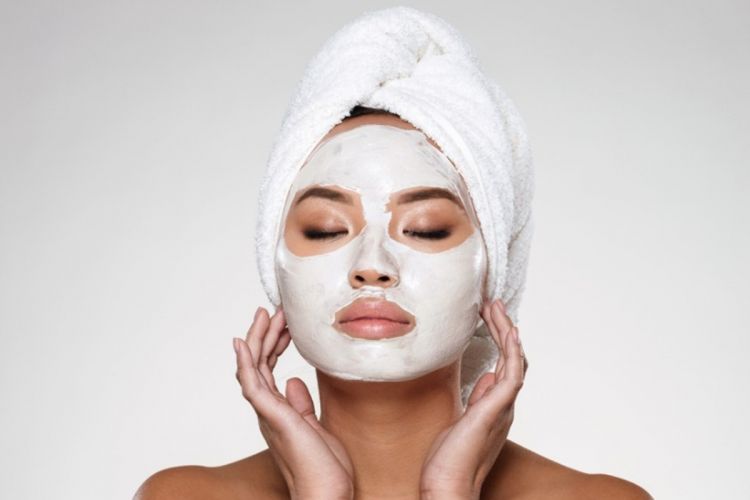Hasilnya bak dibotox, wanita ini bagikan cara basmi kerutan pakai masker alami dari 3 bahan dapur