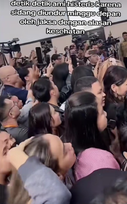 Ngotot sidang dilanjutkan meski kondisinya drop, 9 potret Nikita Mirzani ambruk usai hakim ketok palu