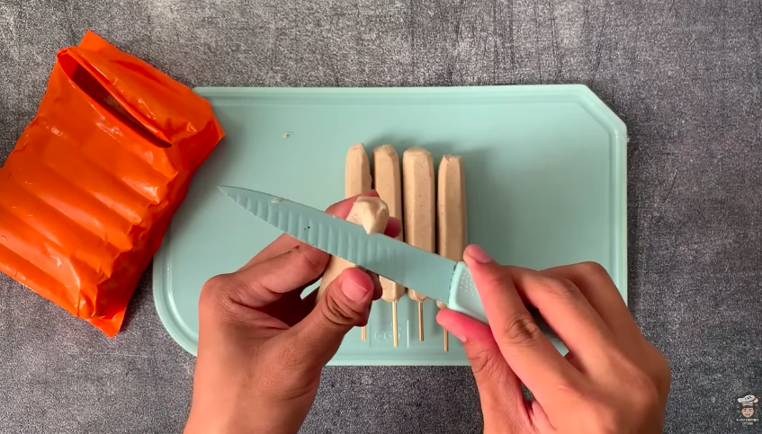 Sosis bakarmu gagal mekar? Coba trik kukus ini, hasilnya auto mirip jualan kaki lima