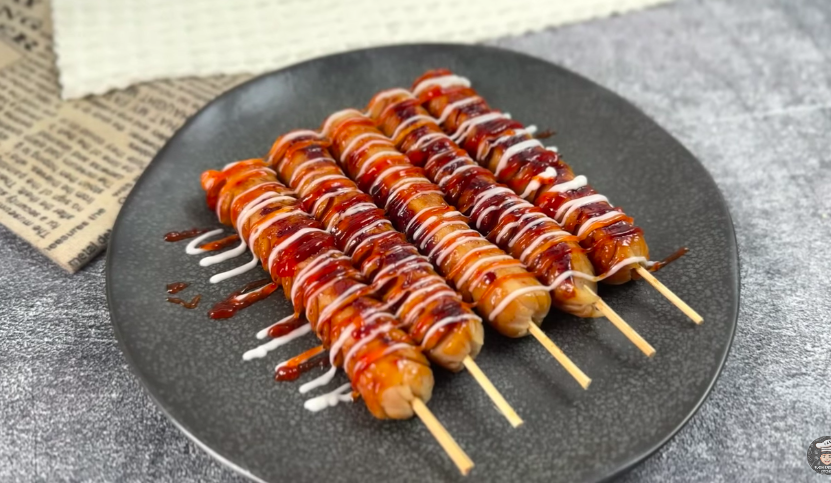 Sosis bakarmu gagal mekar? Coba trik kukus ini, hasilnya auto mirip jualan kaki lima