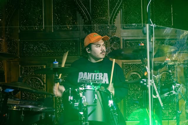 Jago main drum dan gitar, begini 7 pesona Raya Rambu Rabbani putra Iwan Fals yang beranjak dewasa