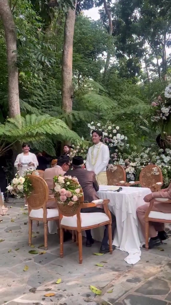 9 Momen akad pernikahan Nadin Amizah dan Faishal Tanjung, digelar intimate