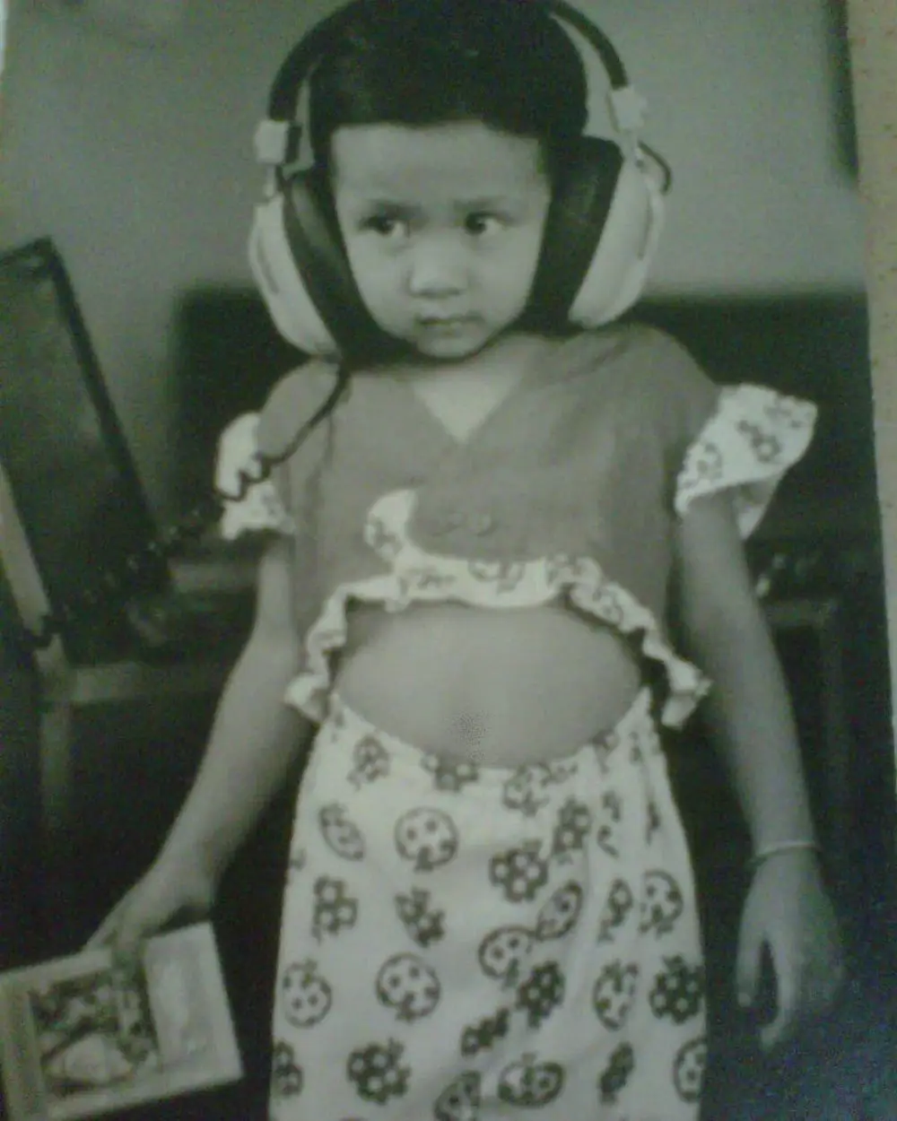 Meninggal di usia 56 tahun, ini 9 potret kenangan Santi Sardi kakak Lukman Sardi saat jadi artis cilik