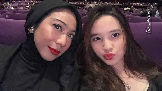 Beranjak remaja di usia 14 tahun, ini 5 potret cantiknya Kana Sybilla anak Zaskia Adya Mecca