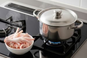 Trik jitu rebus ceker cepat empuk dan bersih tanpa presto, gampang dipraktikkan