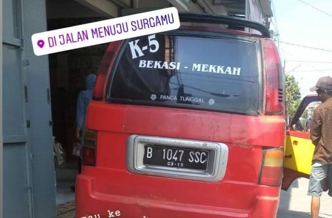 11 Meme kocak tentang Bekasi yang bikin senyum terus, kotanya boleh panas tapi humornya nyegerin hati