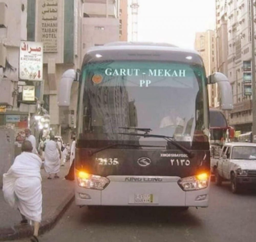 8 Potret lucu trayek nyeleneh di kaca angkutan umum ini bisa jadi hiburan gratis kala macet 