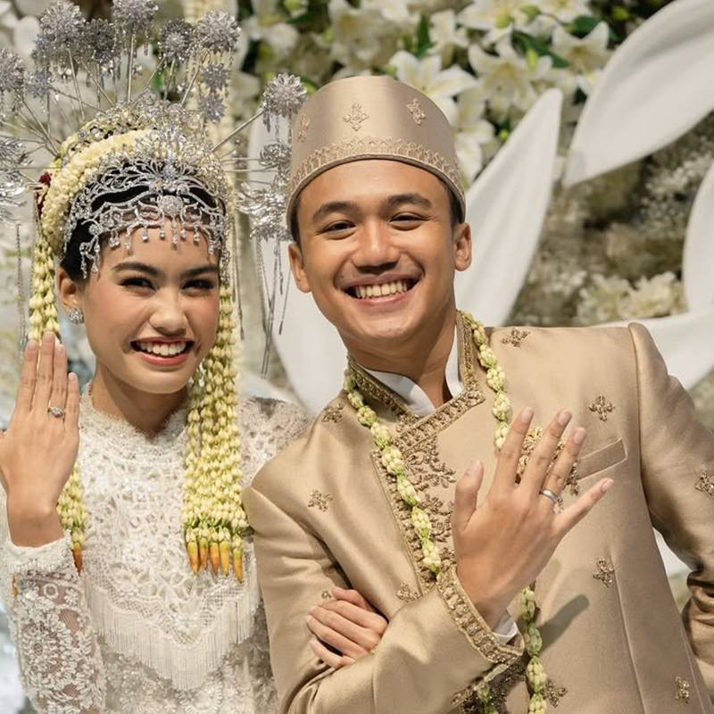 7 Potret glam makeup Namira Adjani putri Alya Rohali saat pernikahan ini menawan dengan siangko Betawi